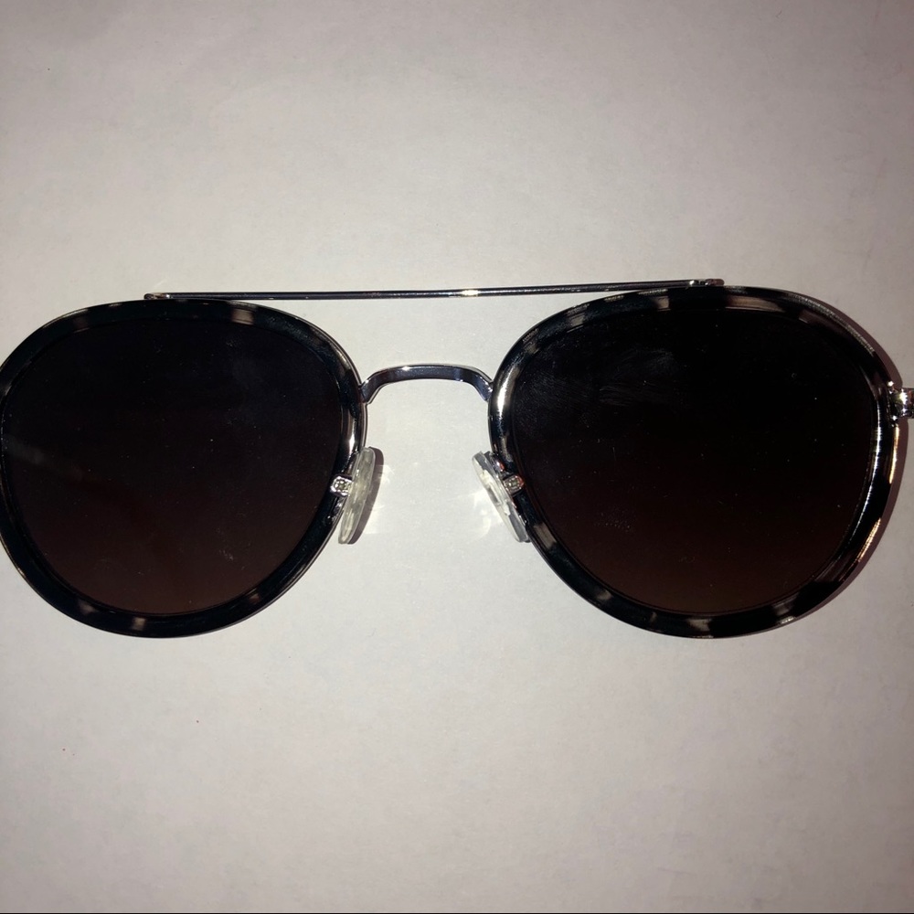 Sunglasses - Picture 3 of 3